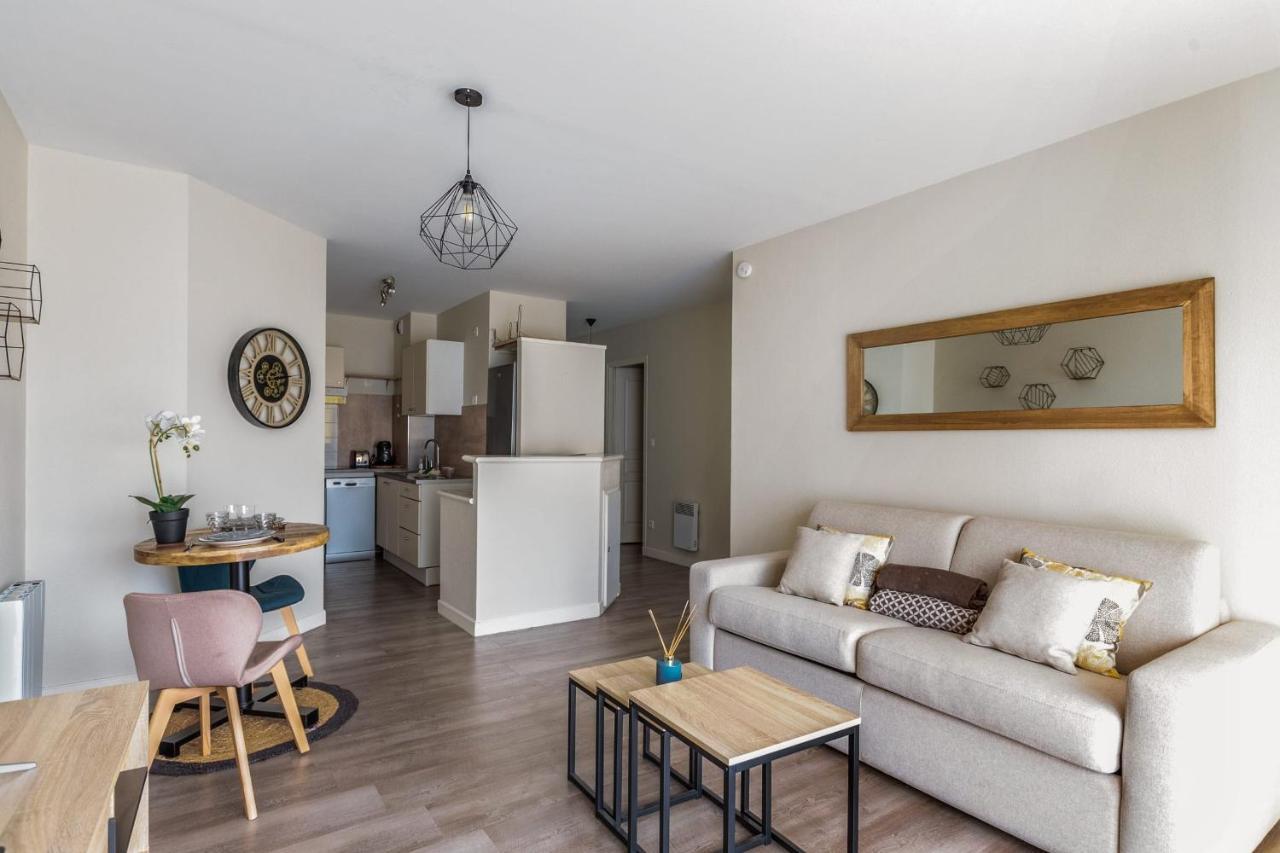 Appartement Porte Royale Avec Parking - Welkeys La Rochelle  Exteriör bild